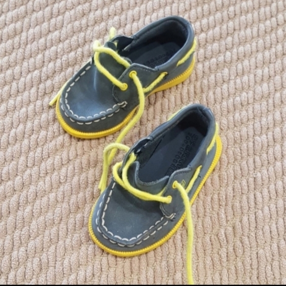 Sperry Top Siders Boat Shoes Toddler 4M - Picture 8 of 8